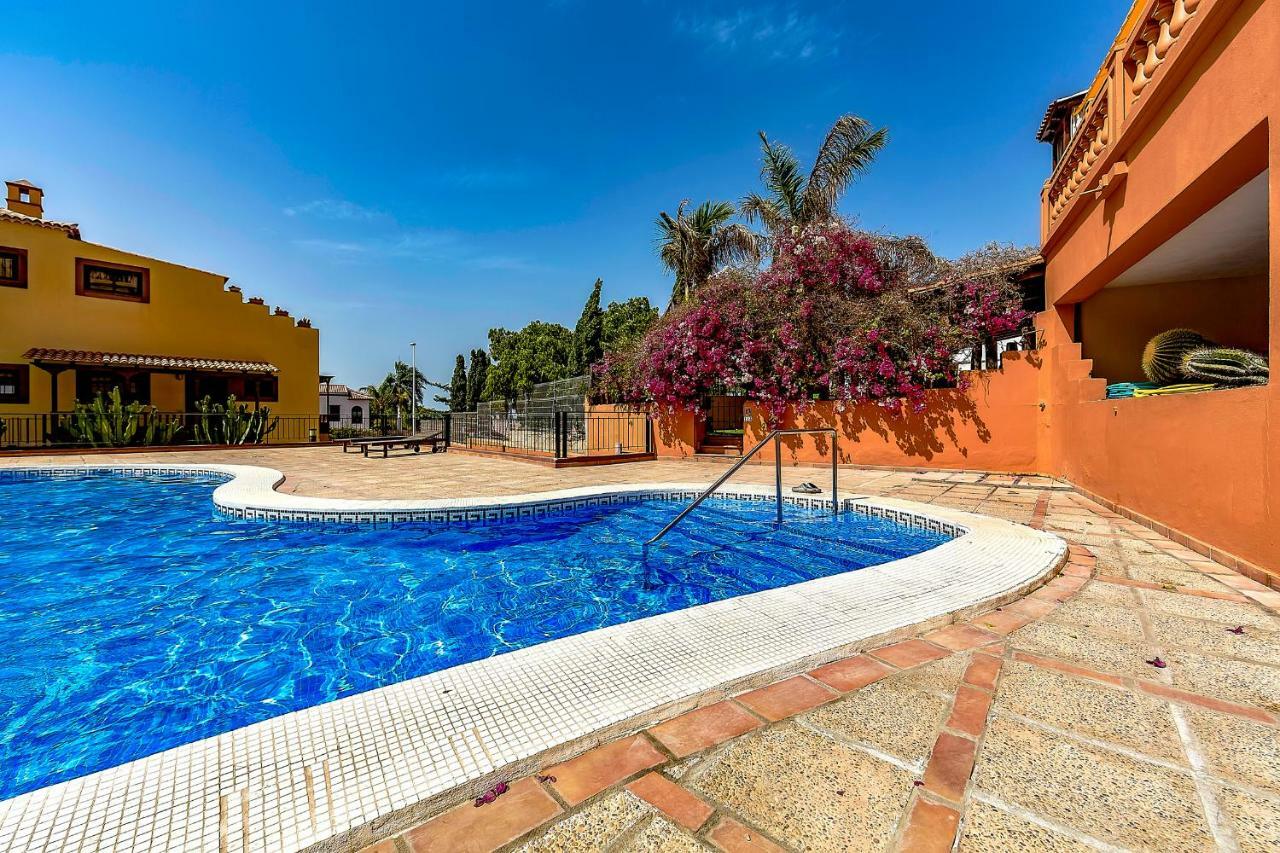 Apartment Elite Palace أذيخي المظهر الخارجي الصورة