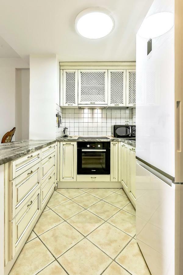 Apartment Elite Palace أذيخي المظهر الخارجي الصورة