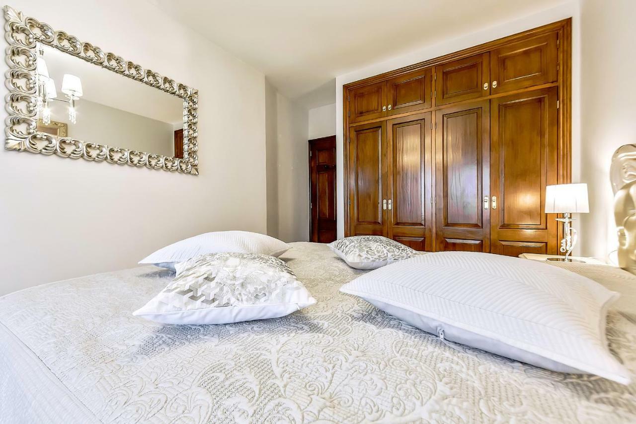 Apartment Elite Palace أذيخي المظهر الخارجي الصورة